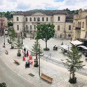 En Plein Centre Apt